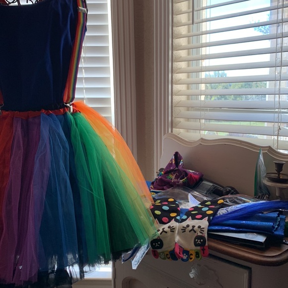 RAINBOW BALLERINA COSTUME -Adult XL/XXL. 2 tutus- black, rainbow. Extras! NWOT. - Picture 10 of 11